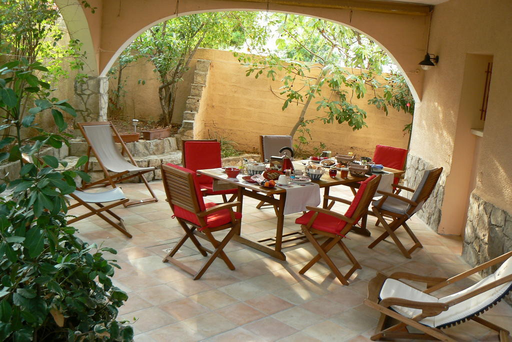 Bed and Breakfast L' Escale Tranquille Сет Екстер'єр фото